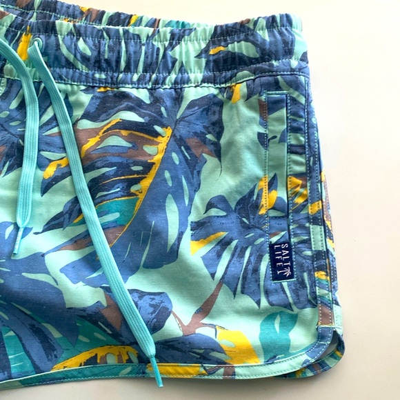 Salt life swim shorts - beach shorts - resort shorts - lounge shorts. NWOT - Picture 2 of 5